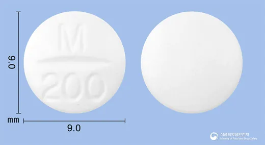 신일트리메부틴말레산염정200밀리그램(수출명 : PERASTINE200mg) · 신일제약(주) 식별 참고 이미지
